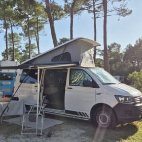 Zeeland Camper – Volkswagen T6 buscamper 2017 EURO 6