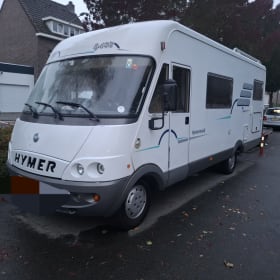 5p Hymer integrated uit 2002