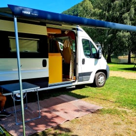 Chico – 4p complete bus with toilet, sleeps 2 adults + 1 baby