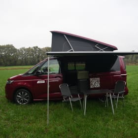 California – 4p Volkswagen campervan uit 2025