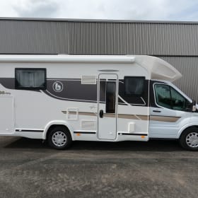 7 – Benimar Cocoon 496 (new 2023) 