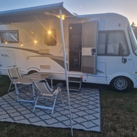 4p Niesmann + Bischoff integrated from 2008