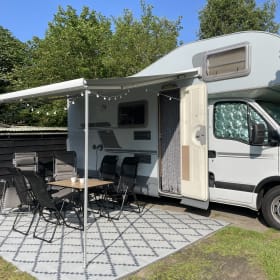 Unser Knaus Haus – Compacte ruime 6-7p Alkoof Renault Knaus Sport TR 600 uit 2008