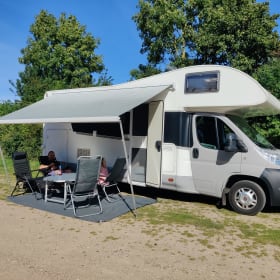 5p McLouis alcove from 2008