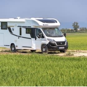 Bella Strada  – 5p Bavaria semi-integrated uit 2026