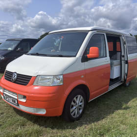 Paulo – An Orange Adventure! 3 berth Volkswagen campervan from 2007