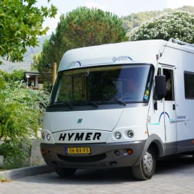 6 person family-friendly Hymer B644G