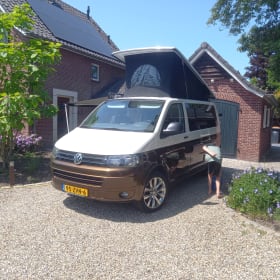 Rinus – Camping-car automatique Volkswagen t5 150 cv 4p