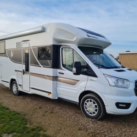 Neuer Benimar Cocoon 463