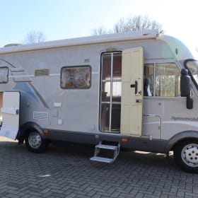 4p Hymer intégré à partir de 2004