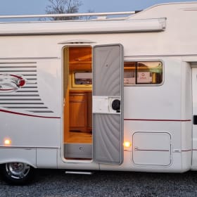 Campie – Complete LMC Liberty met 6 slaapplaatsen
