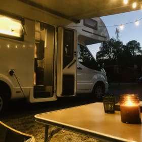 Beluga – Neuer Familiencamper Roller Team FORD 2022