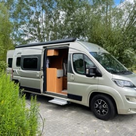 Gouden koets – Een zeer complete Possl 2Win Plus camper van 2020, euro6 en 141pk