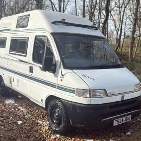 Betty – 2 berth Fiat semi-integrated from 1999