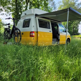 Sunny!  – Luxury VW T5 Camper