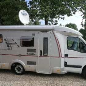 2p Hymer semi-intégré de 2007