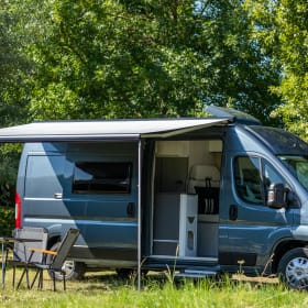 Camper van for rent from 2020 - Fiat Ducato Livingstone 5