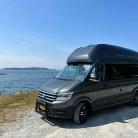 Brian – Volkswagen Grand California 600 4-persoons Automaat