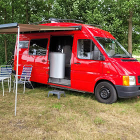 Big Red – Autobus Volkswagen 4p de 1999