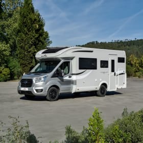 Bruce – 6 berth 707 Auto Roller 2026