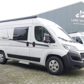 2p Carado bus from 2020