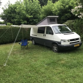 Misty Miles – Verlengde Volkswagen camperbus T4