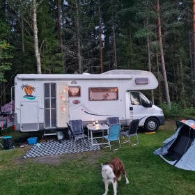 Ruime, gezellige en complete familiecamper