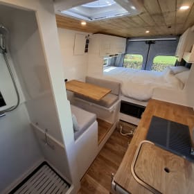 Carly – 2 berth Peugeot campervan from 2017