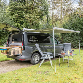 Becca – Economical bus camper from 2023