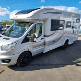 Efa – 6 berth Roller Team semi-integrated from 2024