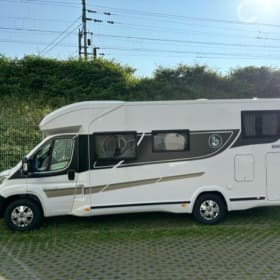 Oscar – 4p Benimar semi-integrated uit 2024