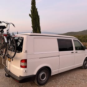 Bussie – 2p Volkswagen campervan uit 2014