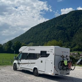 Lokatena – Nieuwe Benimar Bel Air, half integraal met 5 zit-en slaapplaatsen