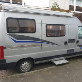 Completely self-sufficient camper van