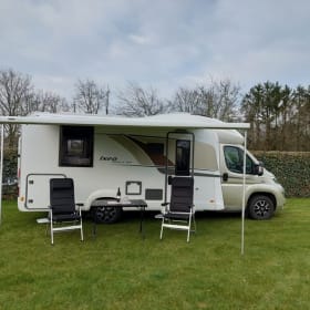 2p Bürstner semi-intégré de 2015