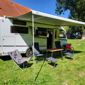 Winter-proof LMC Explorer Premium integrated camper with round seating from 2018