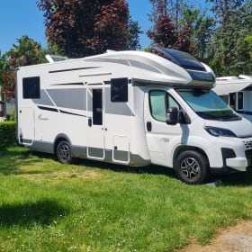  Splinternieuwe Luxe Camper (2025) te huur!