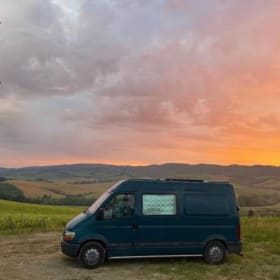 Betsie – 2p Renault campervan uit 2002