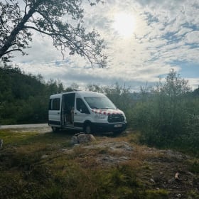 Leon – DIY Ford Transit - Leon