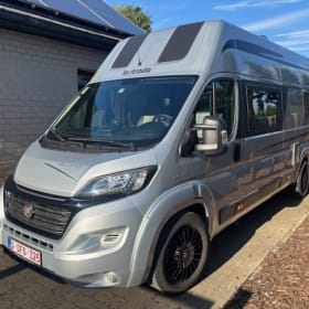  Premium bus camper, brand: La Strada -> length 6.40m