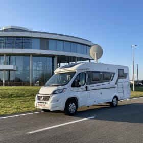 Adria Compact DL AUTOMATIC