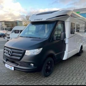 Mercedes Hymer super complète