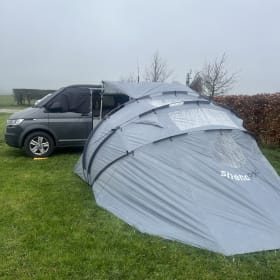 Ted – 4 berth Volkswagen campervan from 2020