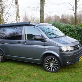Mats de camperbus – 2-4p Volkswagen campervan from 2018
