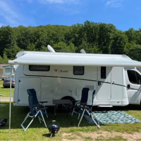 PROVAN motorhome verhuur – Dethleffs Just90 7052EB - Automatik - 4/5p