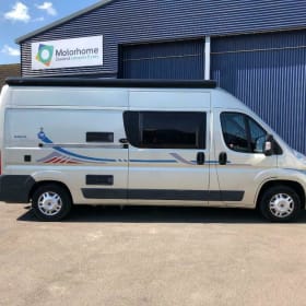 Lets go, life is too short – 2p Adria Mobil 600 Buscamper uit 2008