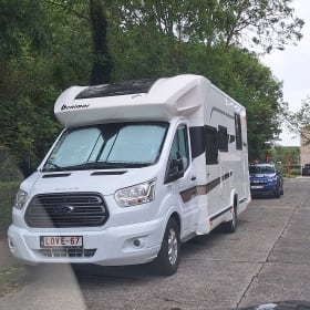 LOVE-67  – 5p Ford semi-integrated uit 2018