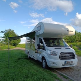 5p Benimar alcove uit 2016