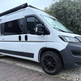 Campr Outcast – Tough, spacious off-grid Camper