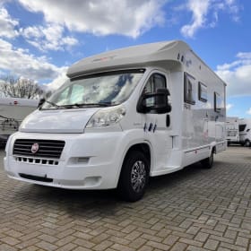 2p Pilote semi-integrated uit 2009